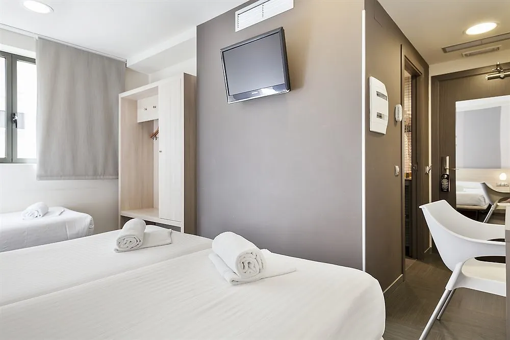 ***  Hotel Acta Laumon Barcelona Spain