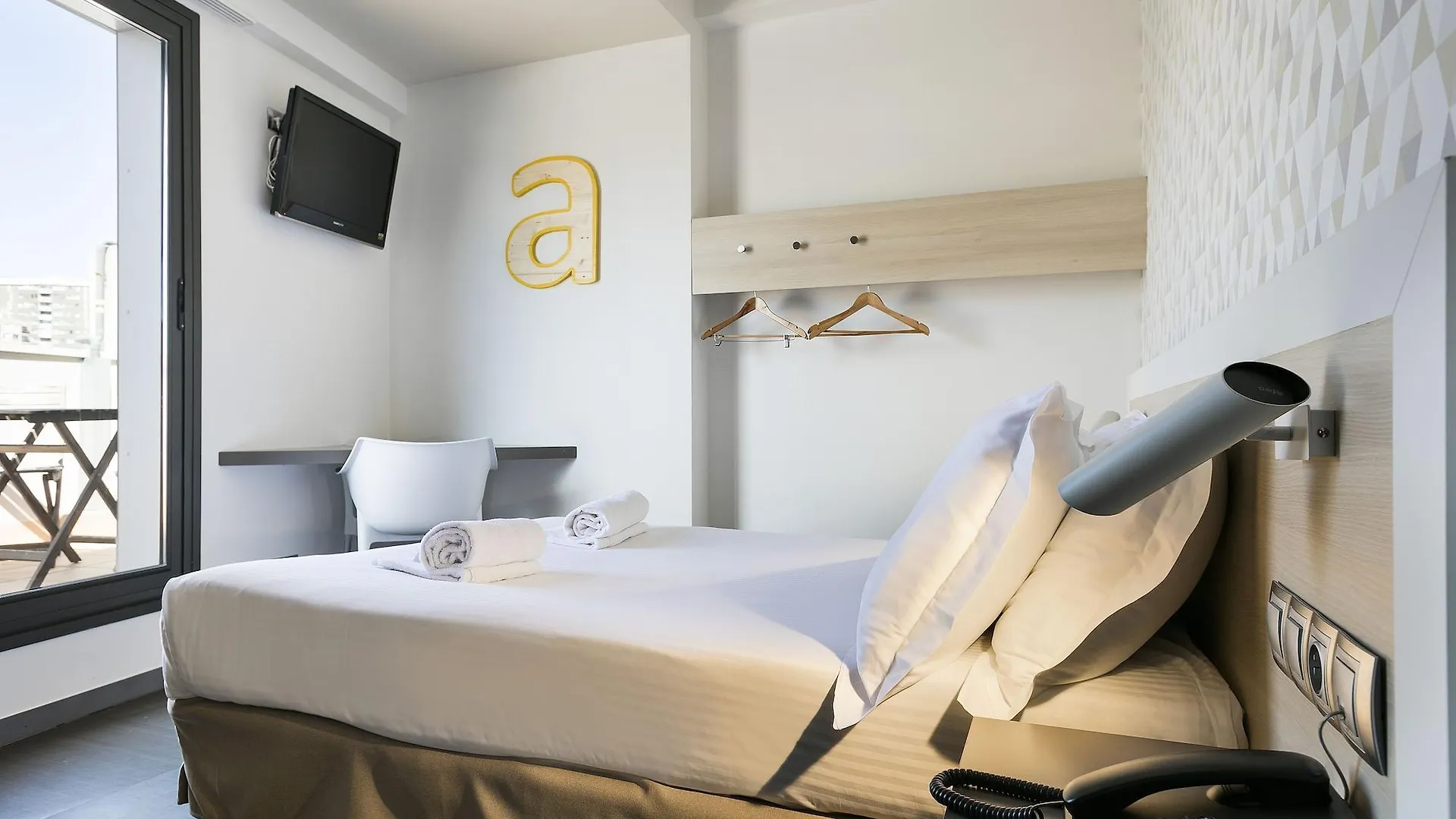 Hotel Acta Laumon Barcelona 3*,