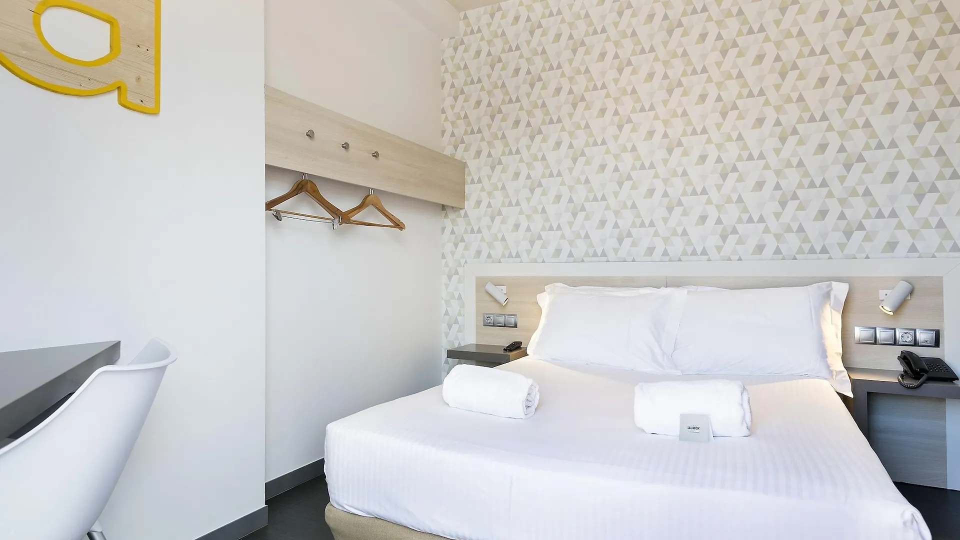 Hotel Acta Laumon Barcelona Spain