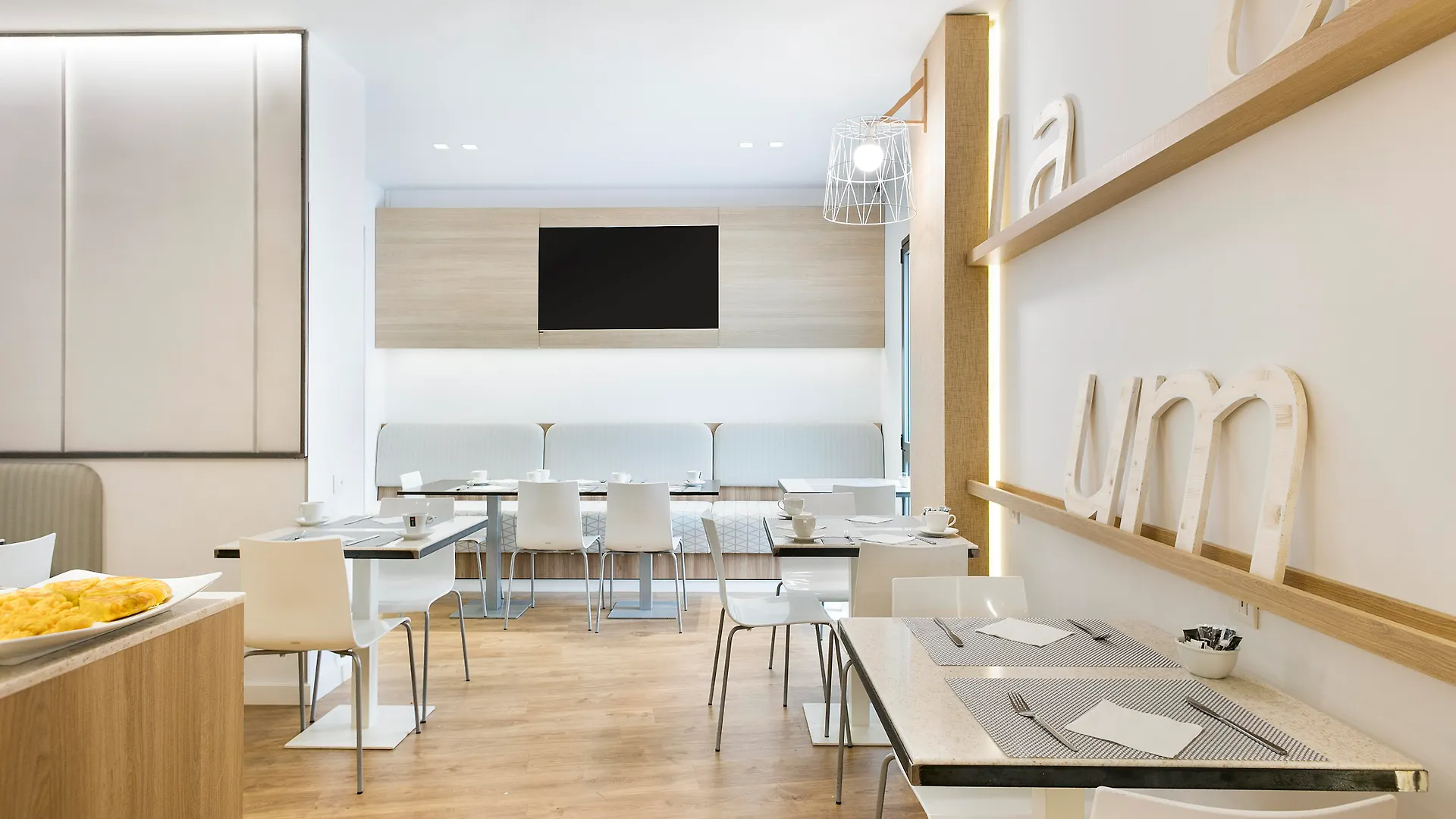 ***  Hotel Acta Laumon Barcelona Spain